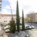 Perfect 1 Bdr Flat With Air Conditioner!